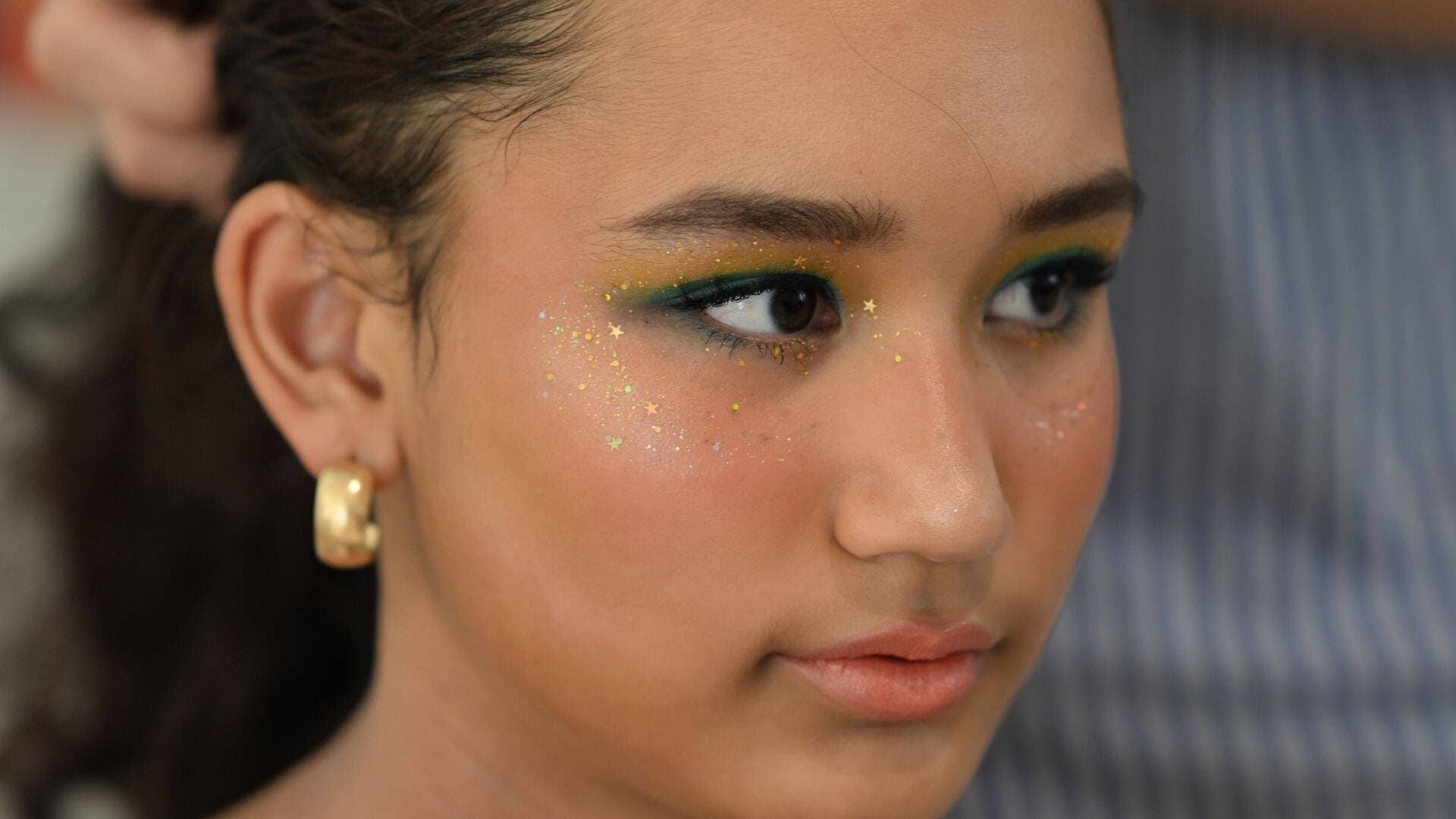 Women collaborating in business meeting