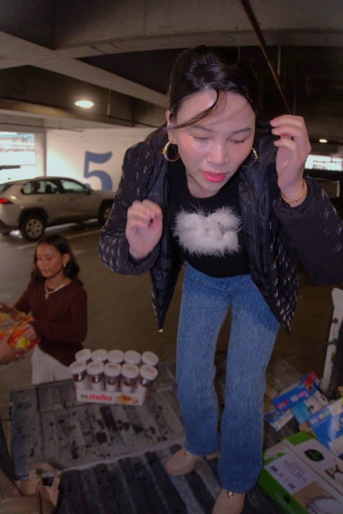 Thanksgiving Food Drive - Gallery 10