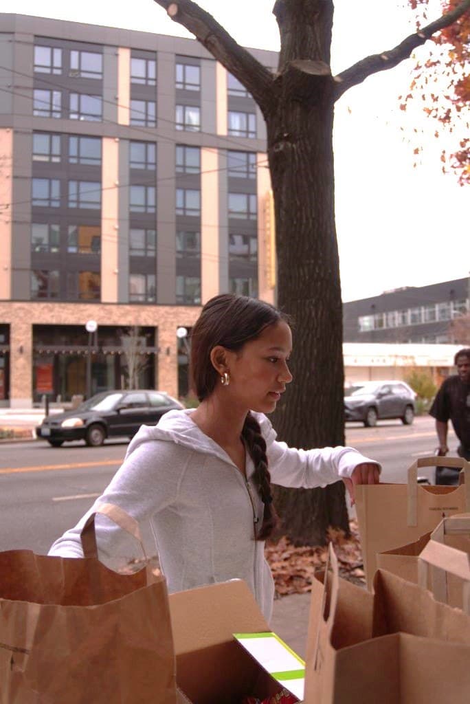 Thanksgiving Food Drive - Gallery 2