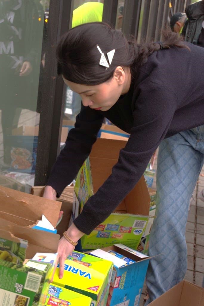 Thanksgiving Food Drive - Gallery 3