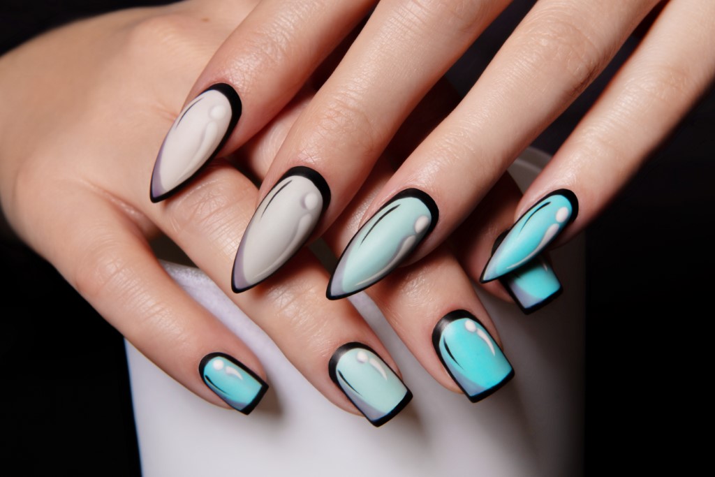 french-tip-nails-2025-10-creative-styles-youll-love-img__1.j