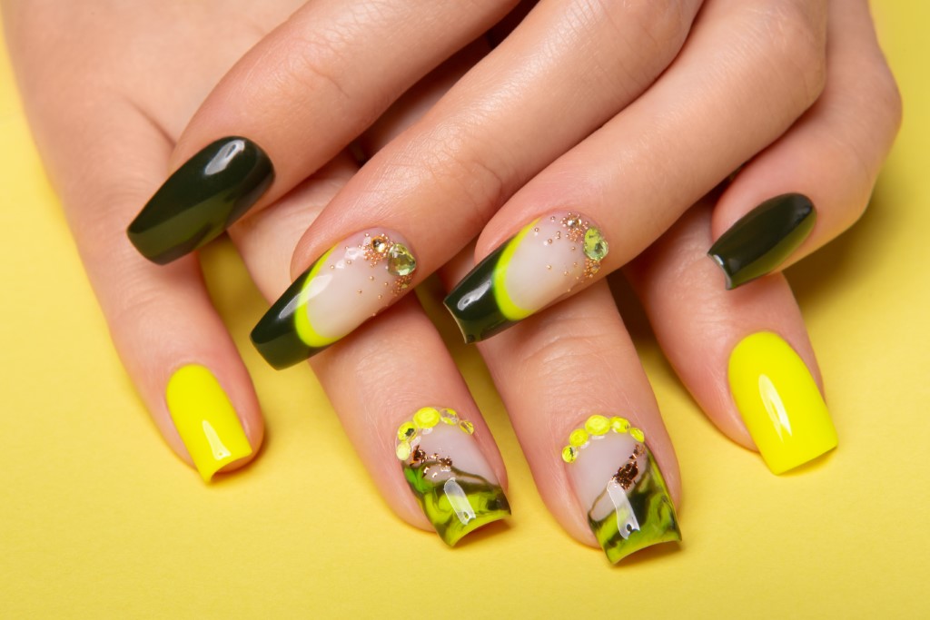 french-tip-nails-2025-10-creative-styles-youll-love-img__8.j